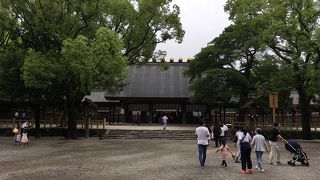 名古屋を代表する神社。