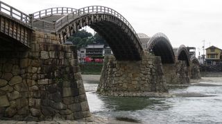 美しい五連の橋