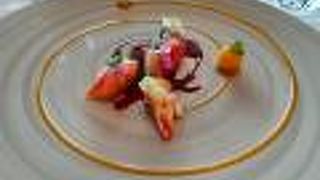 今はシェフのお任せコース1本です。