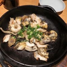 主人が絶賛していた、つぶ貝バター焼き。