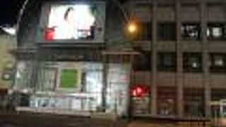 松山市中心部のアーケード街