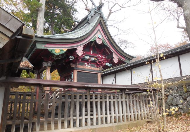 江戸時代からの地歌舞伎が受け継がれている木々に囲まれた高台にある神社です！