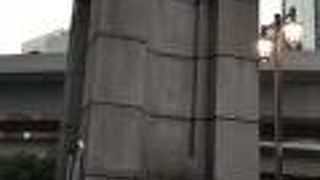 今でも橋の一部のよう