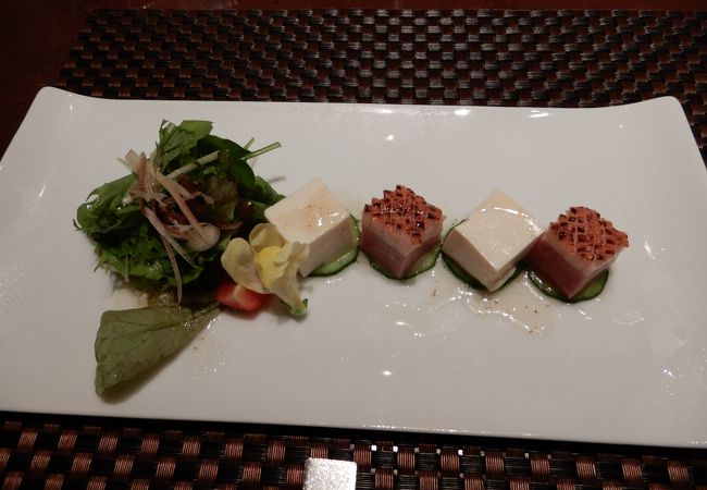 夏の食養薬膳ランチコース5200円　お勧めです