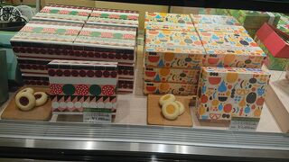 ポップな箱で見た目がかわいい