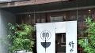 聖橋先の湯島側にあるうどん屋