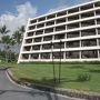 ハワイの言葉で「天国に手の届く丘」という名のマウナラニの広大な敷地に一角にある高級リゾートホテルです。