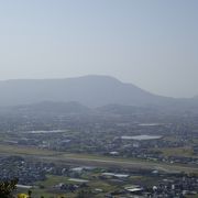 讃岐富士から見た象頭山