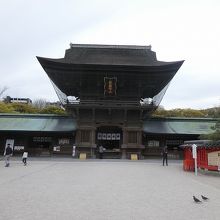 この形、目立ちますよね