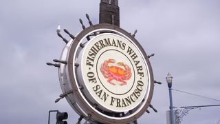 サンフランシスコ有数の観光地、飲食店などが集まっています