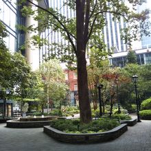 丸の内ブリックスクエア