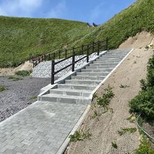 駐車場から登ると展望台