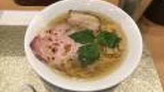 エキナカのラーメン店とは思えないクオリティ