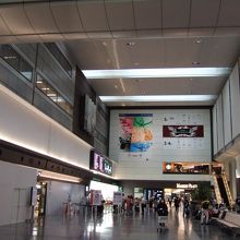 お店もかなり再開していました