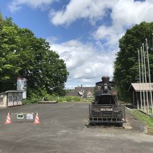 入り口はいきなりこんな感じ