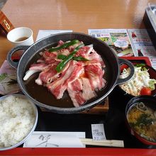 オススメ、十和田バラ焼き定食