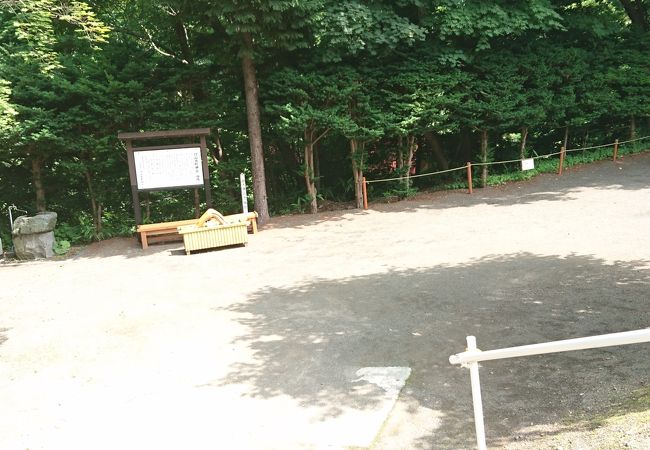 《円山西町神社》幌見峠に入る前にある神社