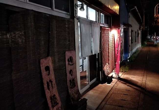 駐車場なし　５席のみの極上つけ麺屋
