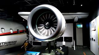 ランドマークタワーの向かいにあります