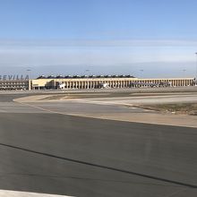 セビリア空港 (SVQ)
