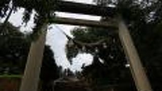 継ぎ目無し大鳥居