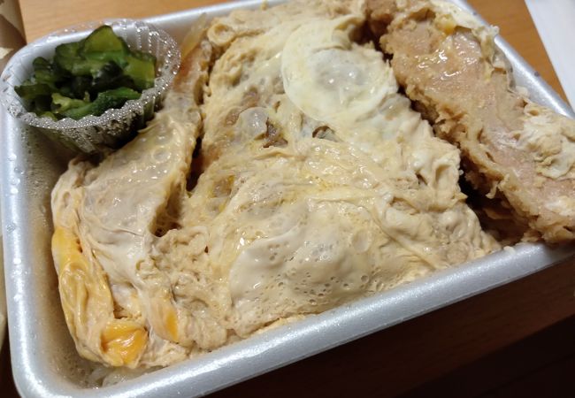 ひれかつ弁当