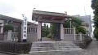 仙台駅から南東の新寺エリアにあります。