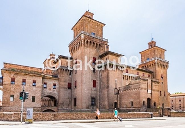 エステンセ城は世界遺産の構成資産の一つです。