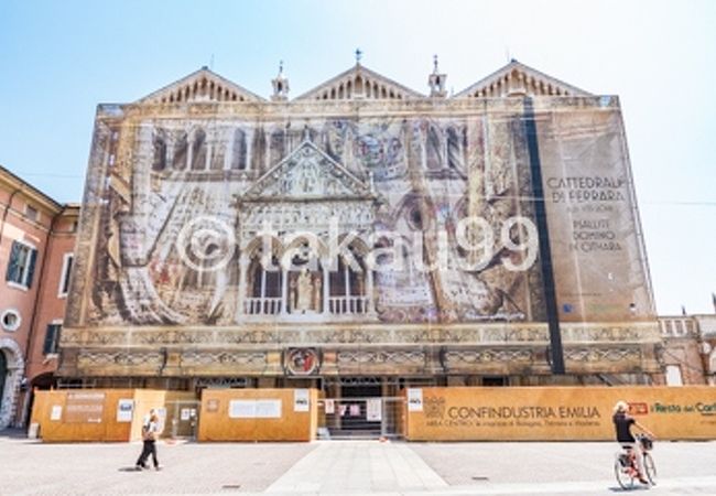 サンジョルジョ大聖堂は世界遺産の構成資産の一つです。