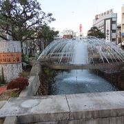 緑道が続く親水公園