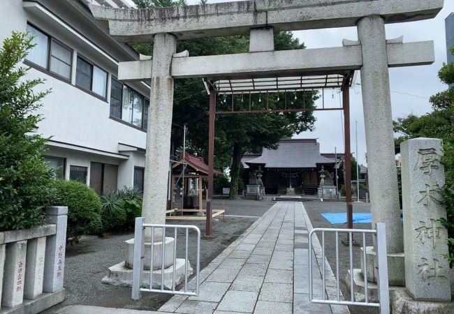 厚木神社 駅から近いです