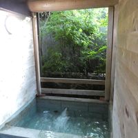 貸切風呂のうちの一つ