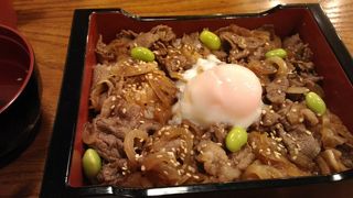 佰食屋1/2 国産牛とろにく重と焼肉重の専門店