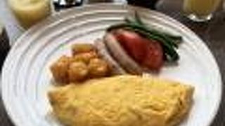 明るく雰囲気の良いダイニングです。