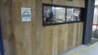 朝から営業してました。