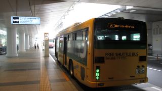 羽田空港ターミナル間無料連絡バスは運行していました