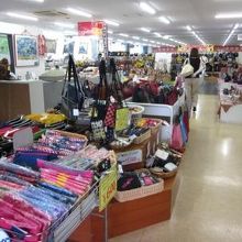 広ーい店内です！