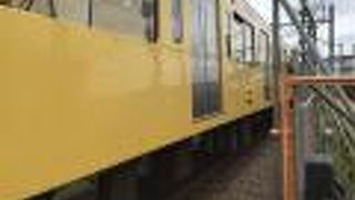 東村山駅からたった1駅の西武園競輪場まで行く路線です