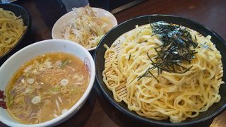 ボリュームが半端ないつけ麺