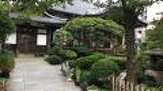 弘法大師像あり