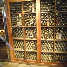 葡萄酒の貯蔵庫