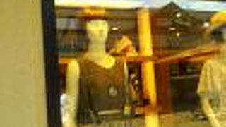 カジュアルにも