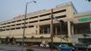 おもろまちの巨大スーパー