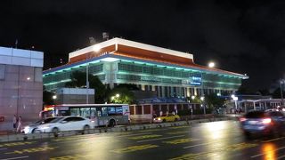 台北観光の拠点にも。