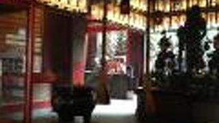 石の庭園がある