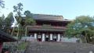  華厳の滝・日光山内散策で輪王寺三仏堂に寄りました