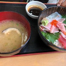 海鮮丼定食