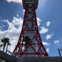 綺麗に塗りなおされてポートタワー