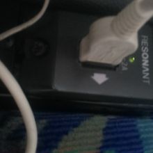 座席脇のUSBソケットの様子 