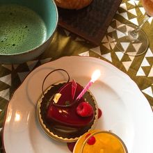 手前のエスニックテイスト美味しかった